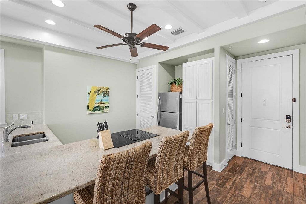 170 Social Circle 11, Port Aransas, TX 78373 — photo 5