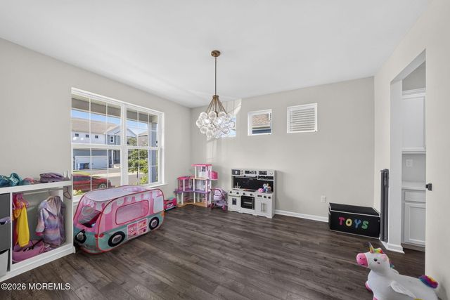 30 Holloway Avenue, Manahawkin, NJ 08050