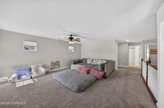 30 Holloway Avenue, Manahawkin, NJ 08050