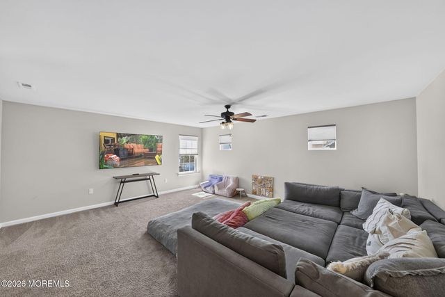 30 Holloway Avenue, Manahawkin, NJ 08050