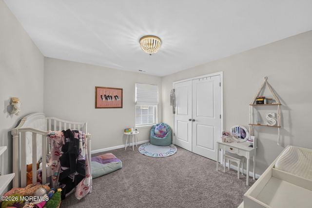 30 Holloway Avenue, Manahawkin, NJ 08050