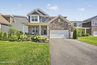 30 Holloway Avenue, Manahawkin, NJ 08050