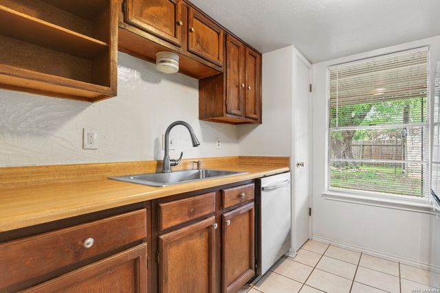 14915 Moss Arbor, San Antonio, TX 78232
