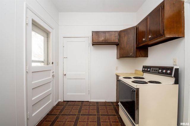 1101 E WILLCOX Avenue, Peoria, IL 61603