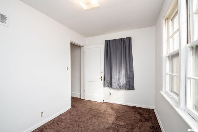 1101 E WILLCOX Avenue, Peoria, IL 61603