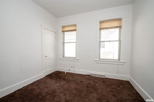 1101 E WILLCOX Avenue, Peoria, IL 61603