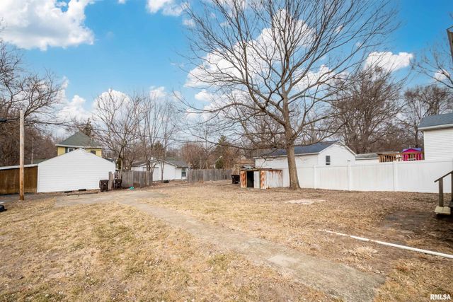 1101 E WILLCOX Avenue, Peoria, IL 61603