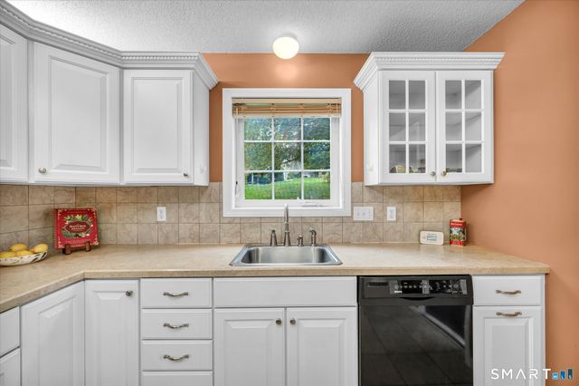 15 Farm Brook Lane 15, Vernon, CT 06066