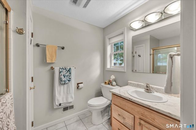 15 Farm Brook Lane 15, Vernon, CT 06066