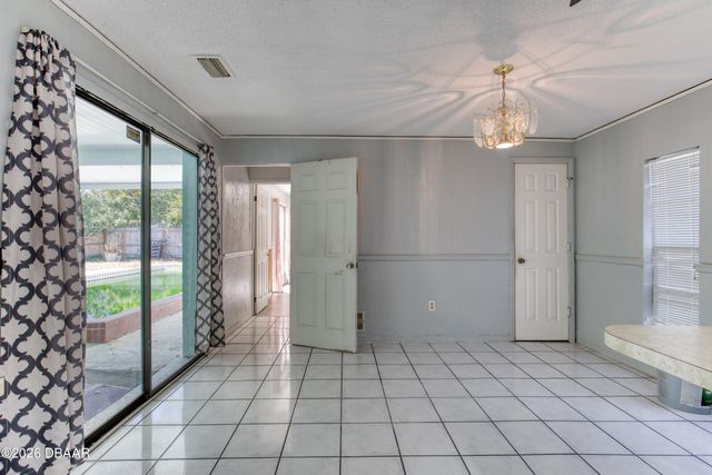 1498 Old Kings Road, Daytona Beach, FL 32117