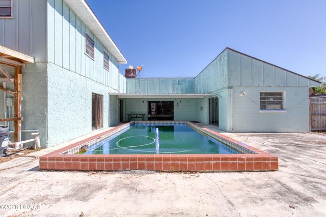 1498 Old Kings Road, Daytona Beach, FL 32117