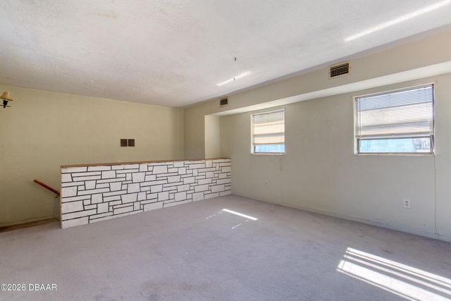 1498 Old Kings Road, Daytona Beach, FL 32117