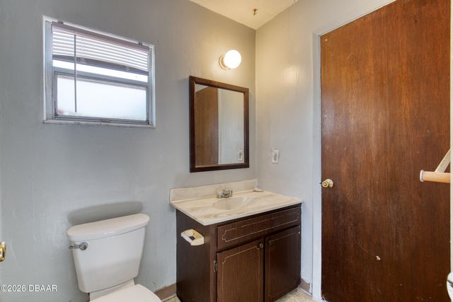 1498 Old Kings Road, Daytona Beach, FL 32117