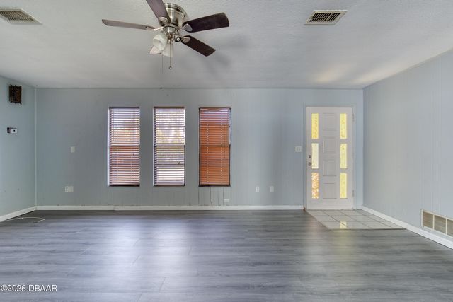 1498 Old Kings Road, Daytona Beach, FL 32117