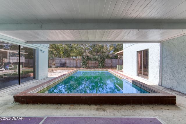 1498 Old Kings Road, Daytona Beach, FL 32117