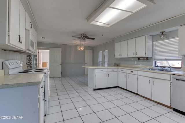 1498 Old Kings Road, Daytona Beach, FL 32117