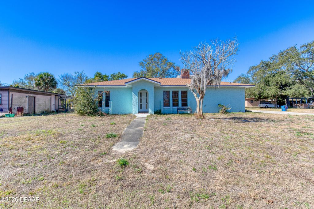 1498 Old Kings Road, Daytona Beach, FL 32117