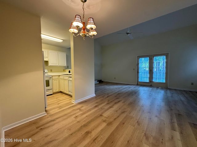 5147 Lamppost Circle, Wilmington, NC 28403