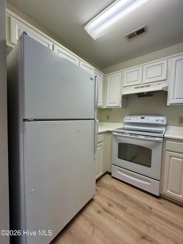 5147 Lamppost Circle, Wilmington, NC 28403
