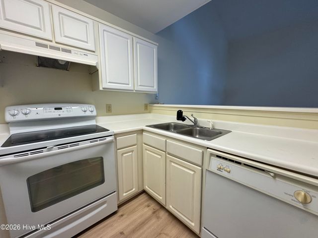 5147 Lamppost Circle, Wilmington, NC 28403