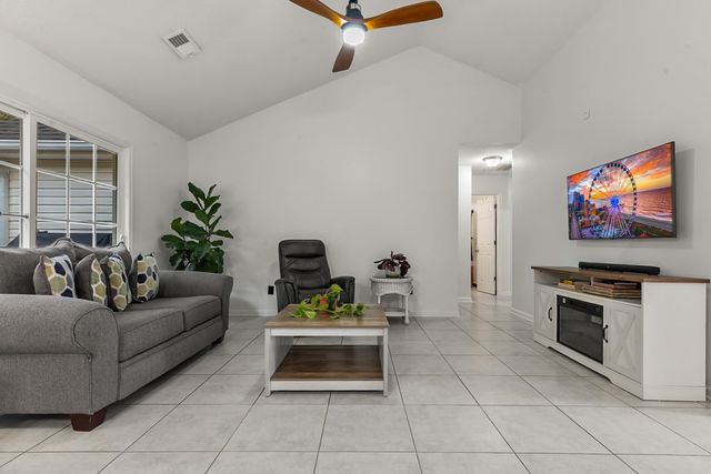 180 Clovis Circle, Myrtle Beach, SC 29579