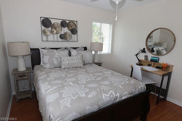 7812 Emerald CIR 201, Naples, FL 34109