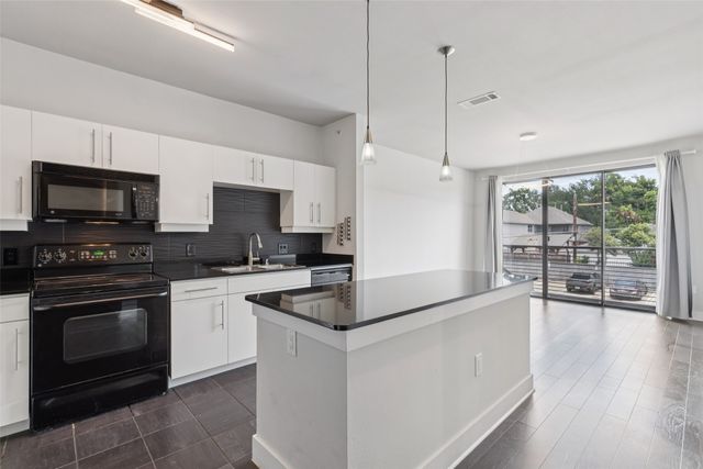 4414 Cedar Springs Road 206, Dallas, TX 75219