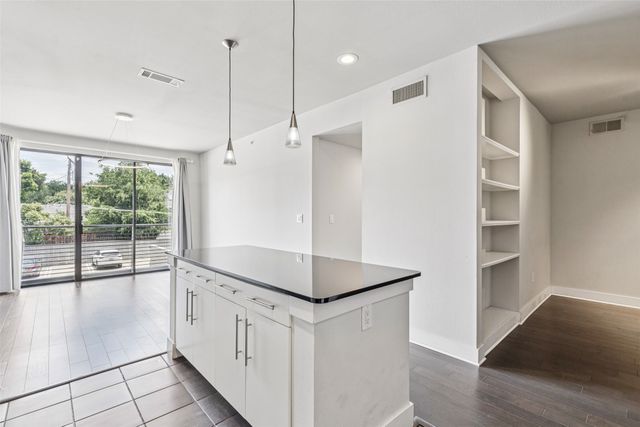 4414 Cedar Springs Road 206, Dallas, TX 75219