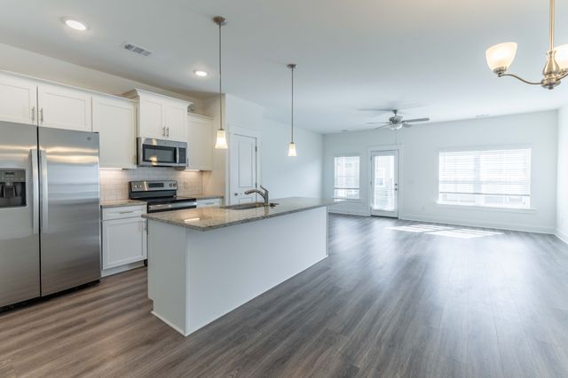 1038 Sweetleaf Dr, Franklin, TN 37064