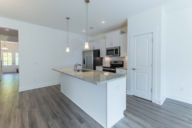 1038 Sweetleaf Dr, Franklin, TN 37064