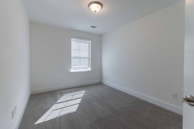 1038 Sweetleaf Dr, Franklin, TN 37064