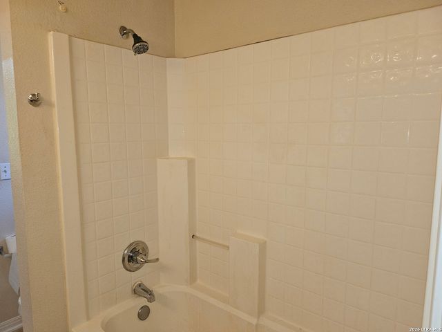 2073 Bentwood, New Braunfels, TX 78130