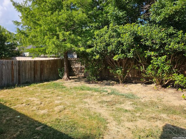 2073 Bentwood, New Braunfels, TX 78130