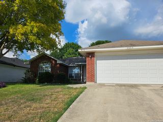 2073 Bentwood, New Braunfels, TX 78130
