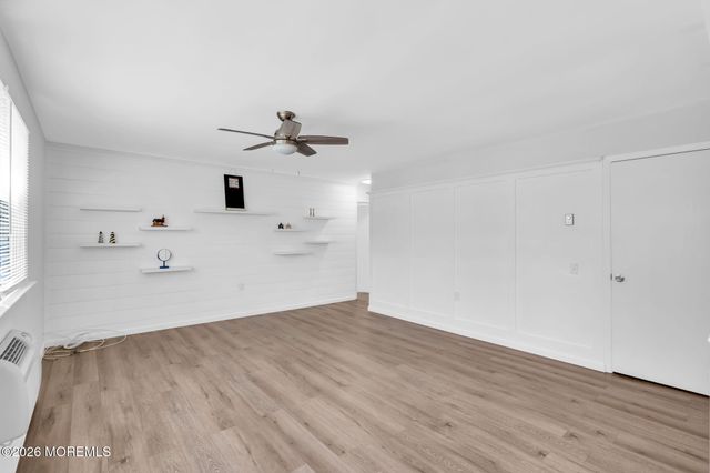 9 Greenwood Lane 62, Whiting, NJ 08759