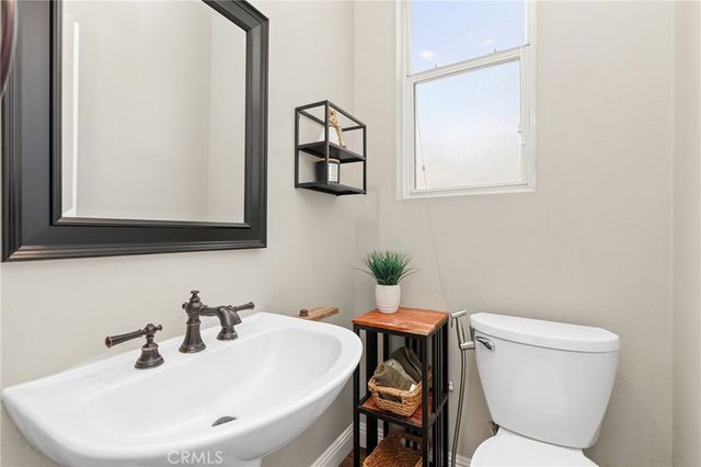 51 Calle De Los Ninos, Rancho Santa Margarita, CA 92688