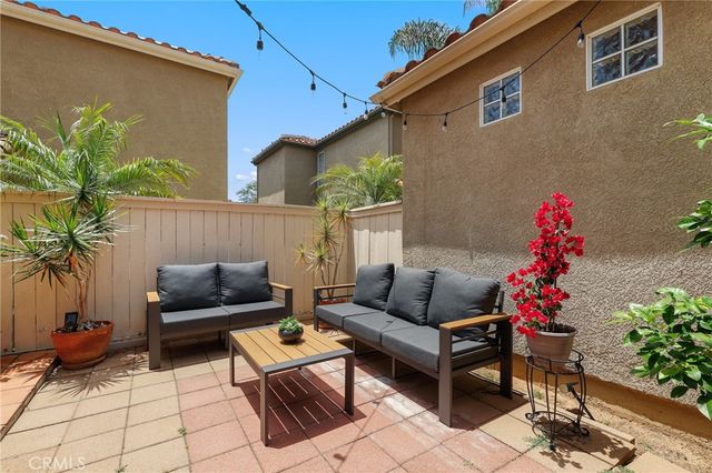 51 Calle De Los Ninos, Rancho Santa Margarita, CA 92688