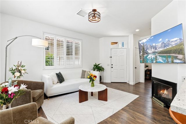 51 Calle De Los Ninos, Rancho Santa Margarita, CA 92688