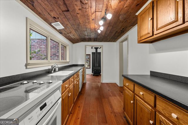 1068 Lamar Road, Macon, GA 31210