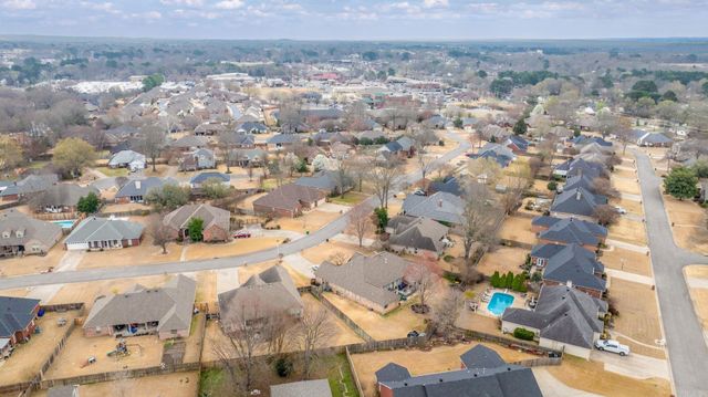 3115 Windcrest, Conway, AR 72034