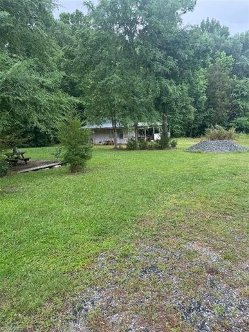 418 Canaan Church Road, Denton, NC 27239