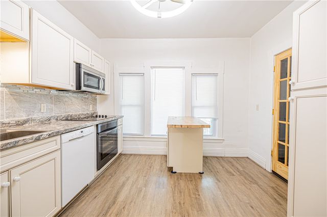 54-56 Fort Hill, Rochester, NY 14620