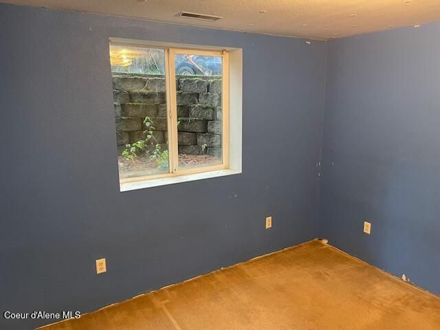8582 W LARCH ST, Rathdrum, ID 83858
