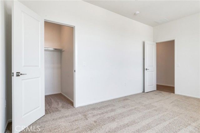 1577 E Houlguin Street, Lancaster, CA 93535