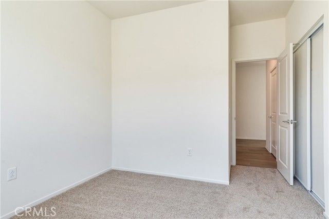 1577 E Houlguin Street, Lancaster, CA 93535