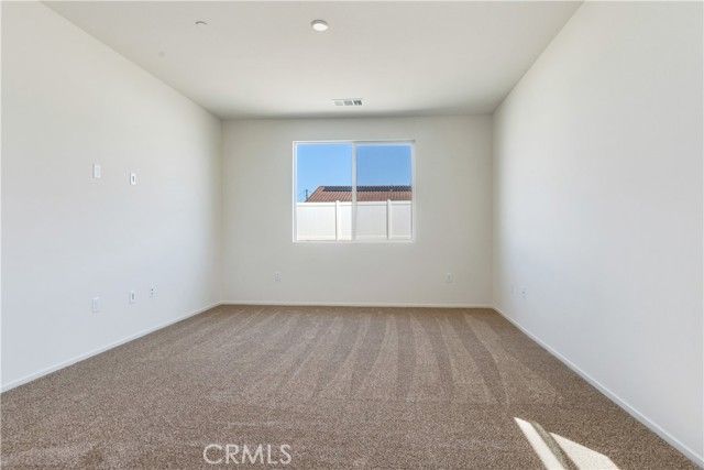 1577 E Houlguin Street, Lancaster, CA 93535