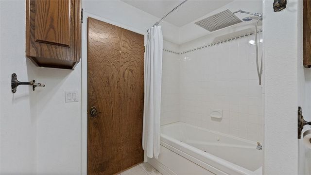 2322 Cheyenne Trail, Springdale, AR 72762