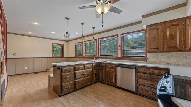2322 Cheyenne Trail, Springdale, AR 72762