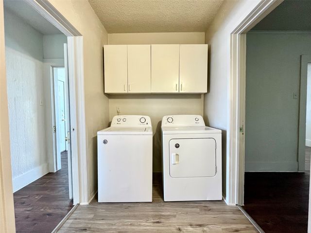 521 W Collins Street, Denton, TX 76201