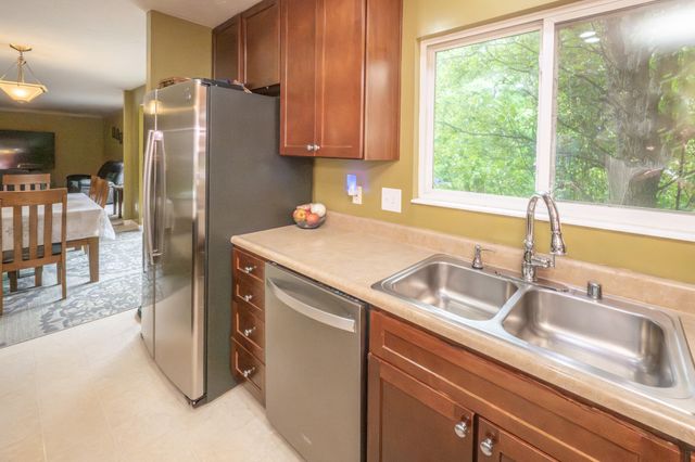 7025 Running Fox Court, Florence, KY 41042